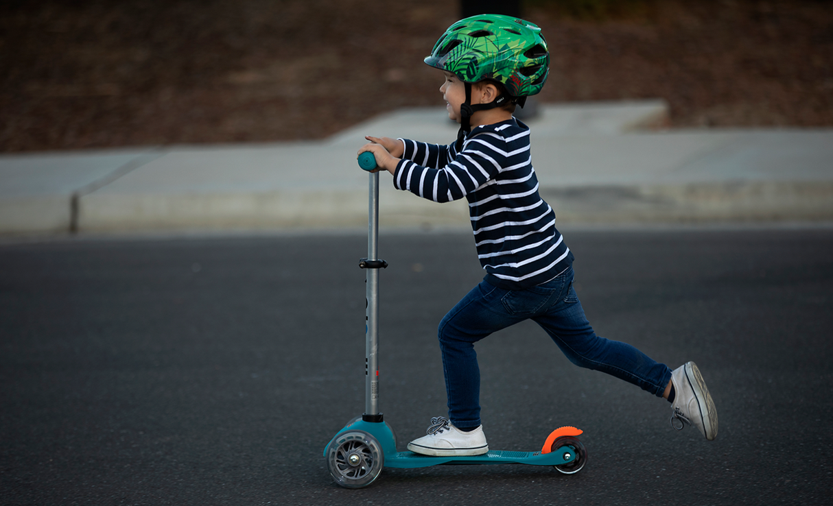 Child Chakra Lighted Helmet - Jungle - Gloss Green - Small