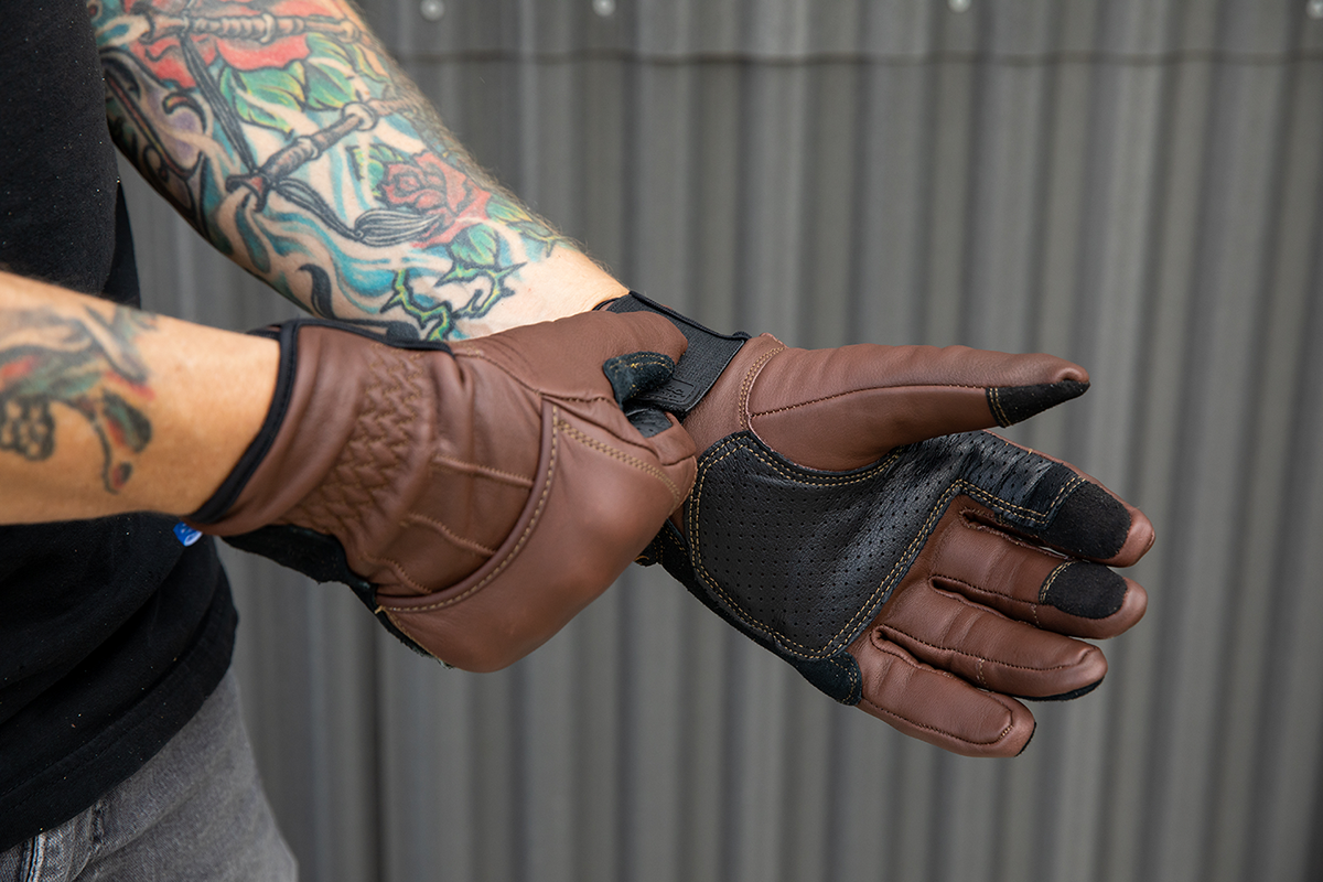 Belden Gloves - Chocolate/Black - XS