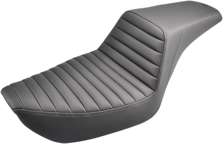 Step-Up Seat - Front Tuck-n-Roll - Black - Dyna 1996 - 2003