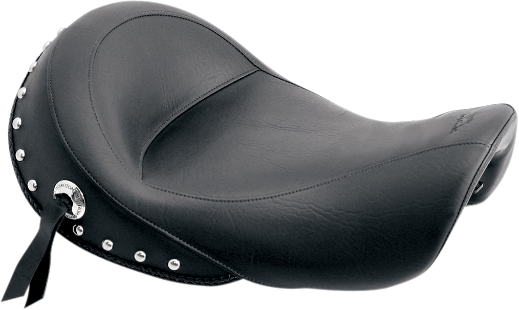 Solo Studded Seat - FXD \'06-\'17 2006 - 2017