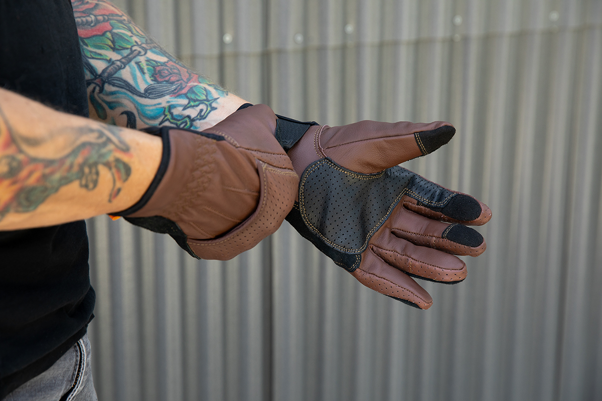 Borrego Gloves - Chocolate/Black - XS